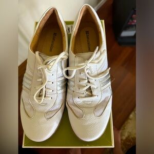 Naturalizer Farina white Oxford